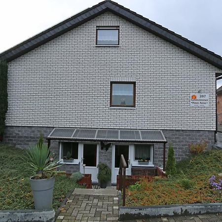 Haus Anne Hotel Neunkirchen  Екстериор снимка
