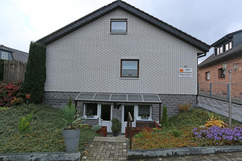 Haus Anne Hotel Neunkirchen  Екстериор снимка