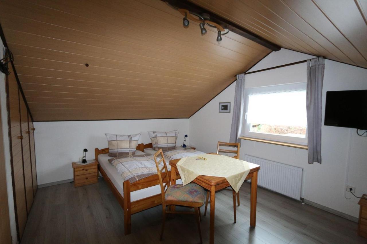 Haus Anne Hotel Neunkirchen  Екстериор снимка