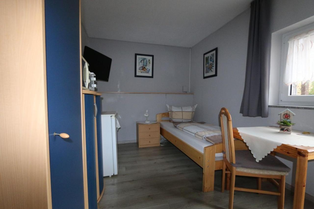 Haus Anne Hotel Neunkirchen  Екстериор снимка
