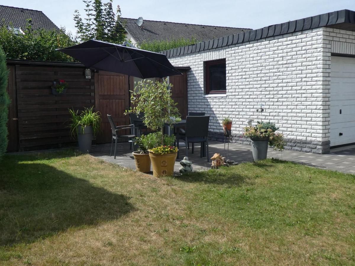 Haus Anne Hotel Neunkirchen  Екстериор снимка